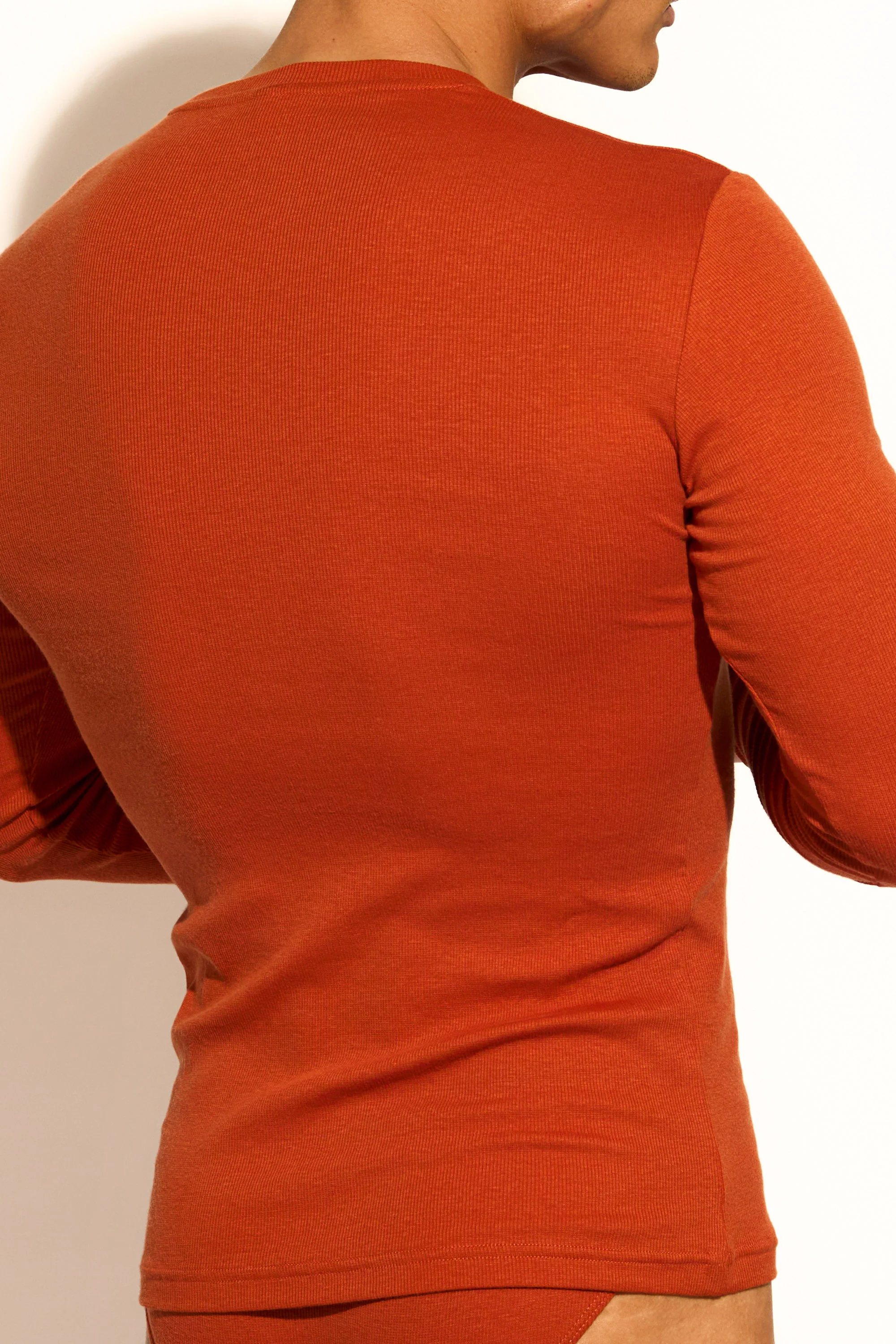 ESSENTIAL LONG SLEEVE TEE - CINNAMON - Image 3