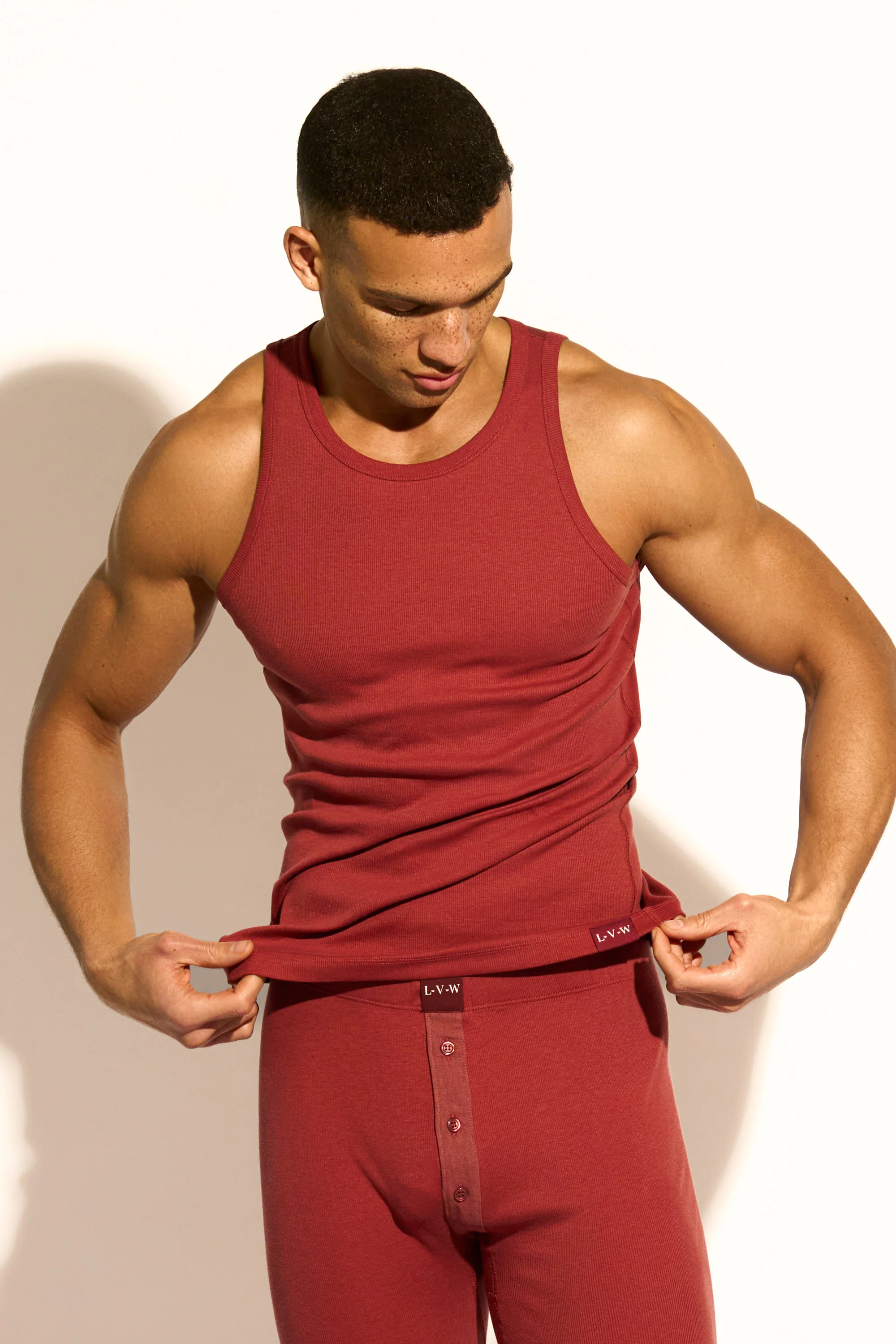 ESSENTIAL TANK TOP REGULAR FIT - BRANDY SNIFTER - Image 6