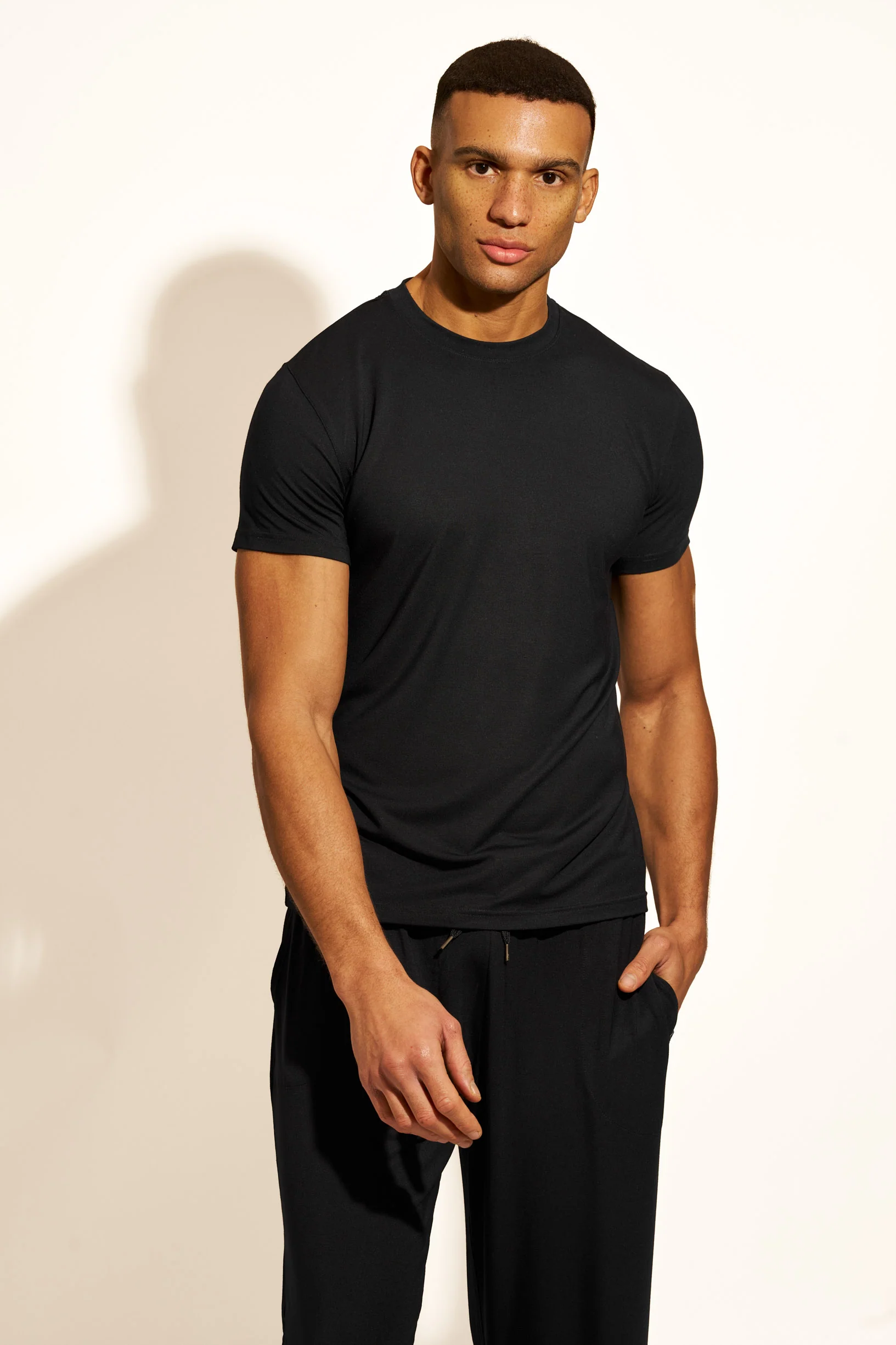 PREMIUM LOUNGEWEAR T-SHIRT - BLACK - Image 6