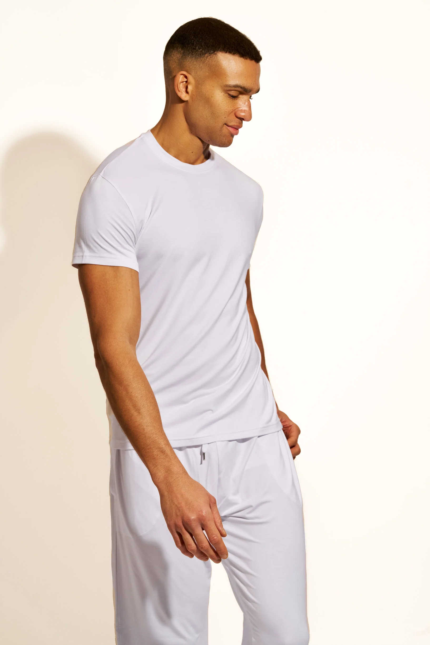 PREMIUM LOUNGEWEAR T-SHIRT - WHITE - Image 3