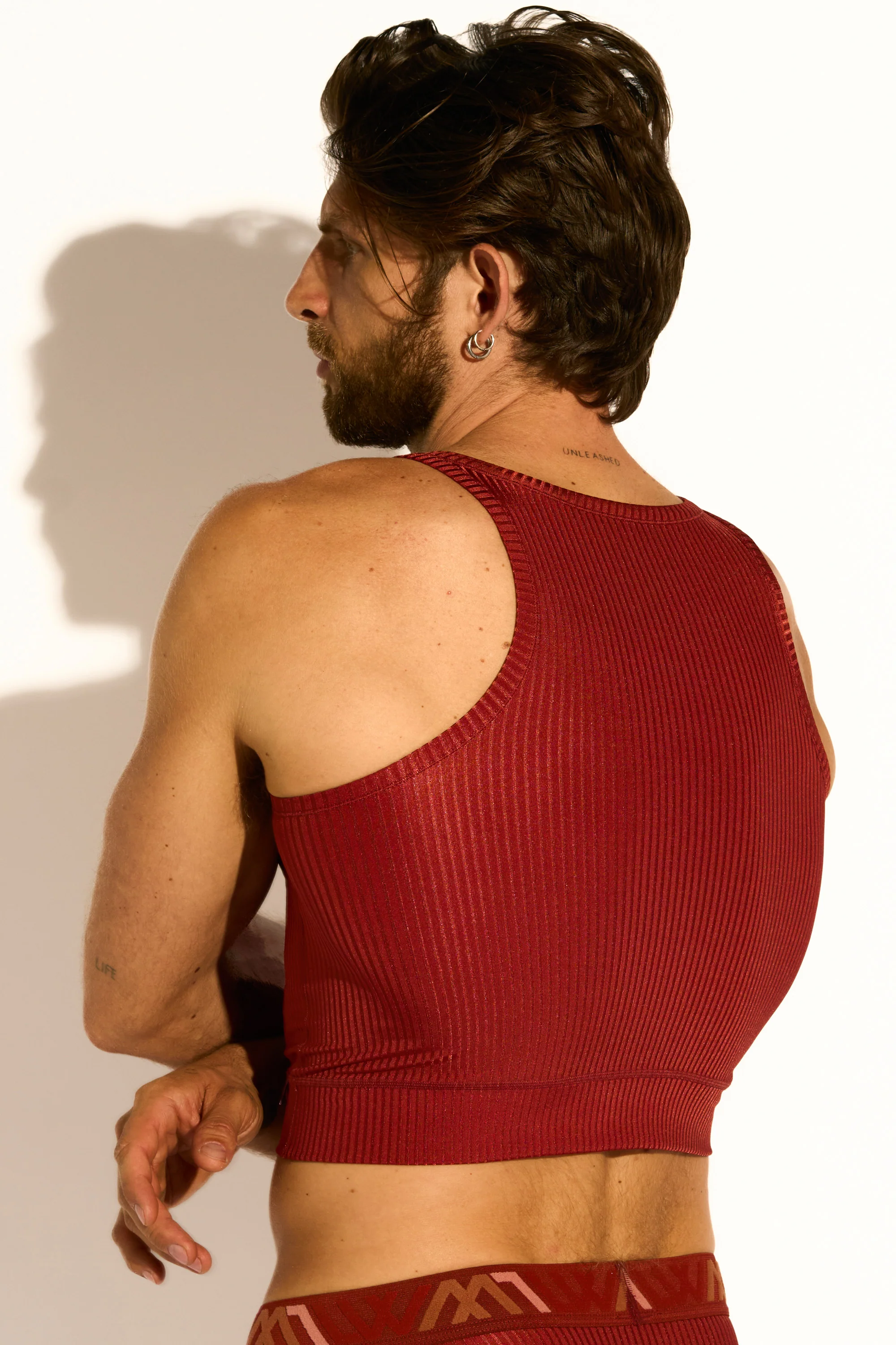 SIGNATURE EXCLUSIVE TANK TOP CROPPED - BURGUNDY - Image 6
