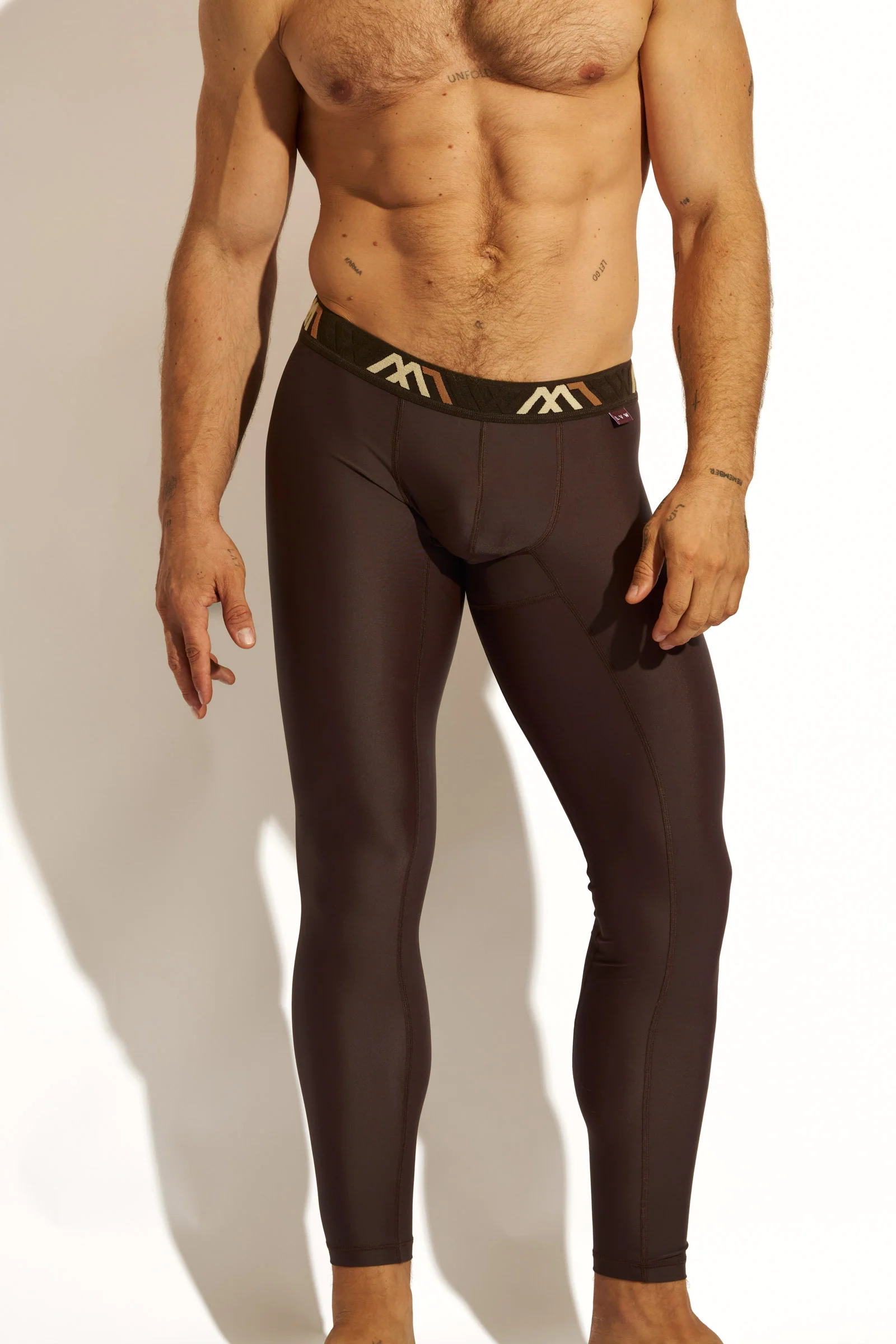 SIGNATURE LEGGING COMPRESSION - ESPRESSO - Image 4