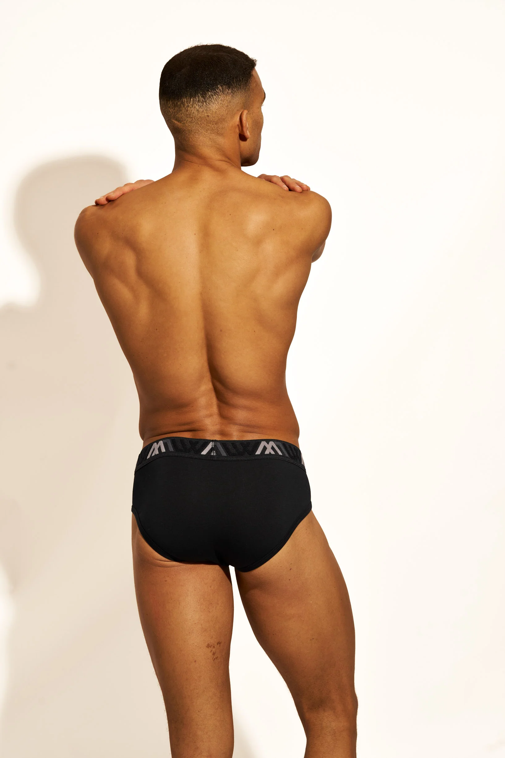 SIGNATURE ORGANIC COTTON BRIEF - BLACK - Image 5