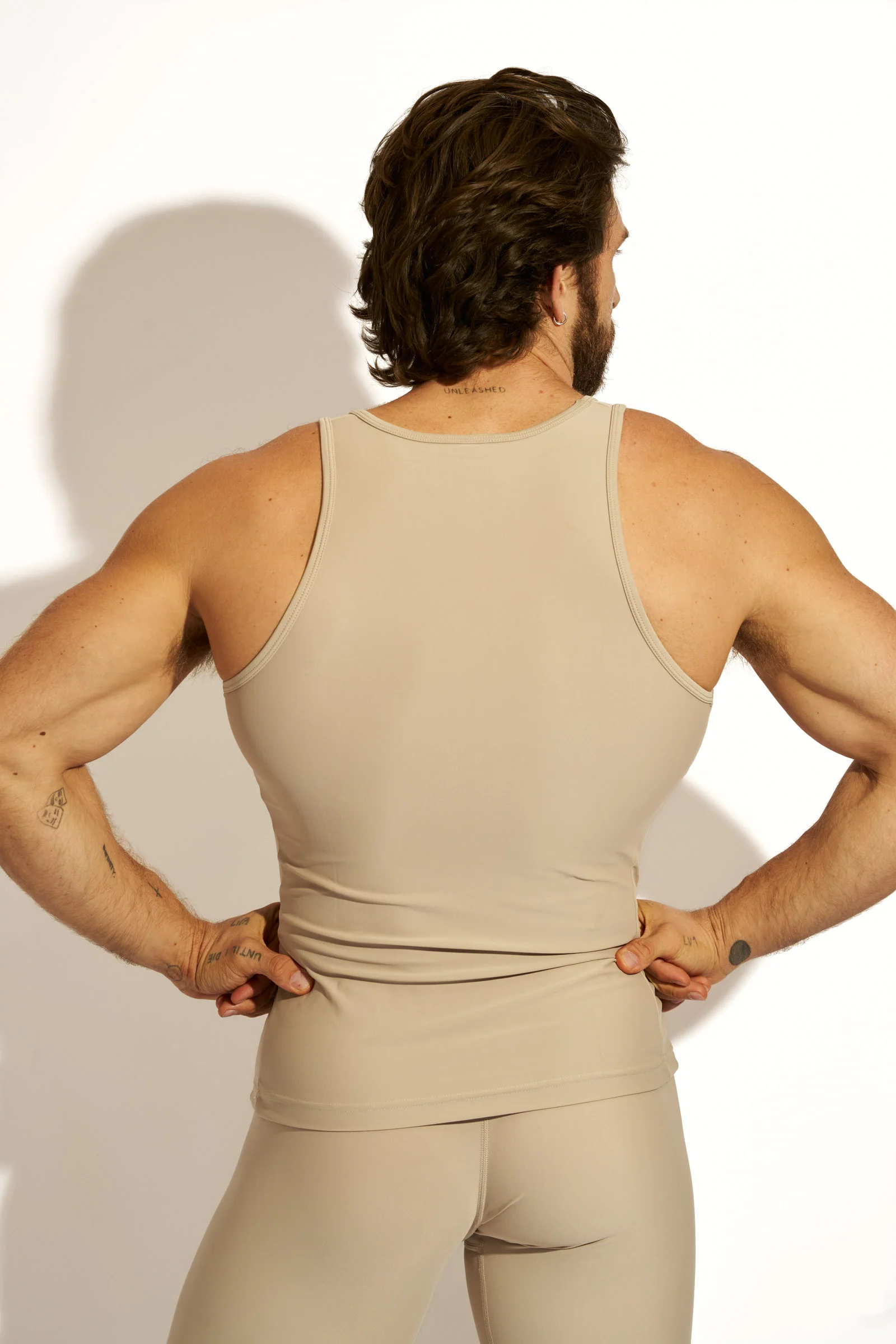 SIGNATURE TANK TOP SLIM FIT - CAMEL - Image 7